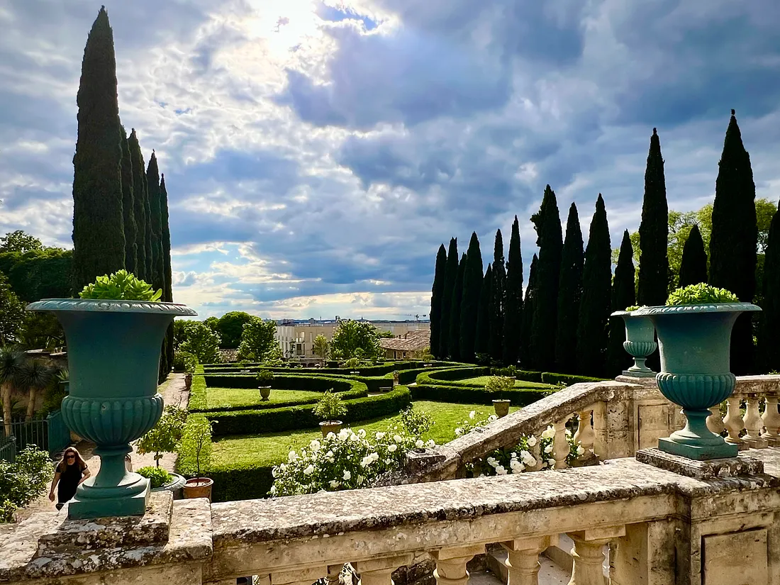 Château de Flaugergues Boxwood hedge Garden – Photo by David Laws