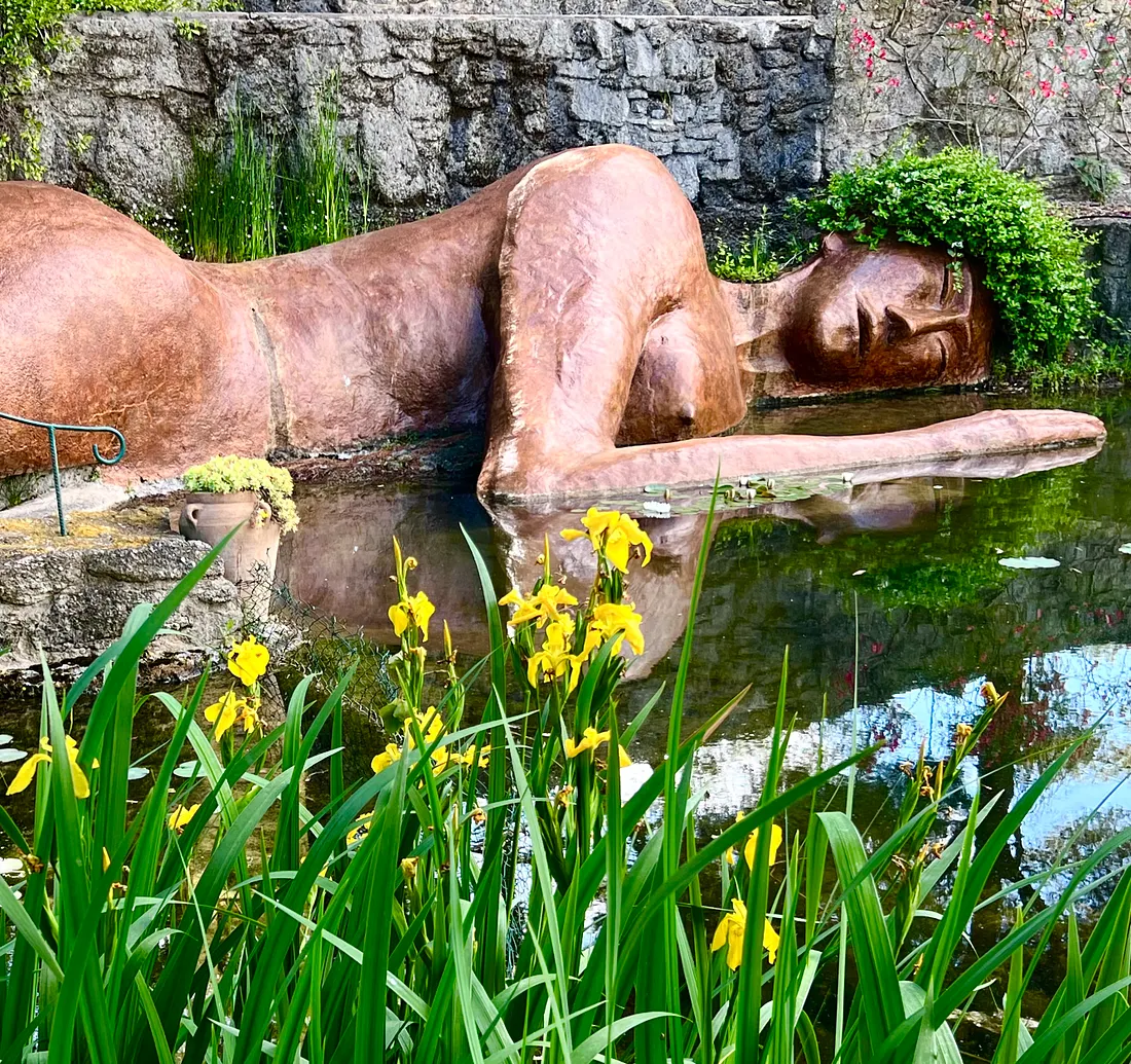 Le Jardin de Saint Adrien Philia Sculpture – Photo by David Laws